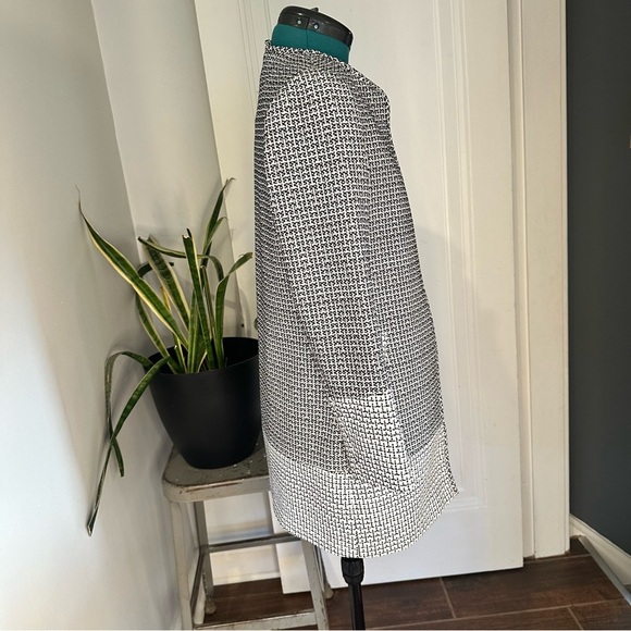 H&M Black and White Tailored Jacket size 4 - Picture 7 of 13